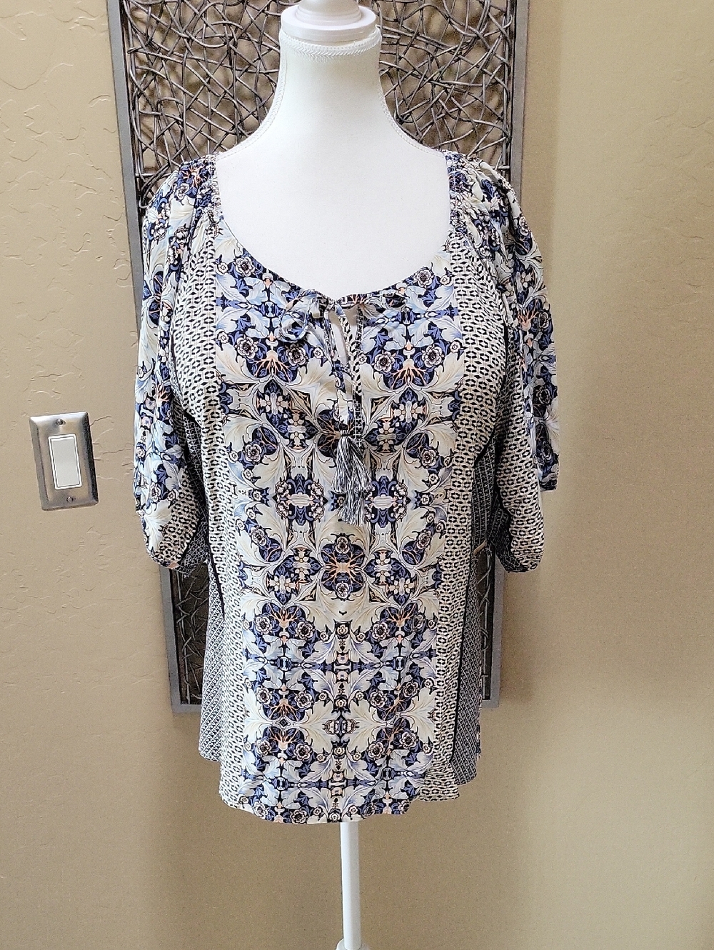 ONE WORLD Cream and Blue Floral Peasant Tunic with Tassle Tie